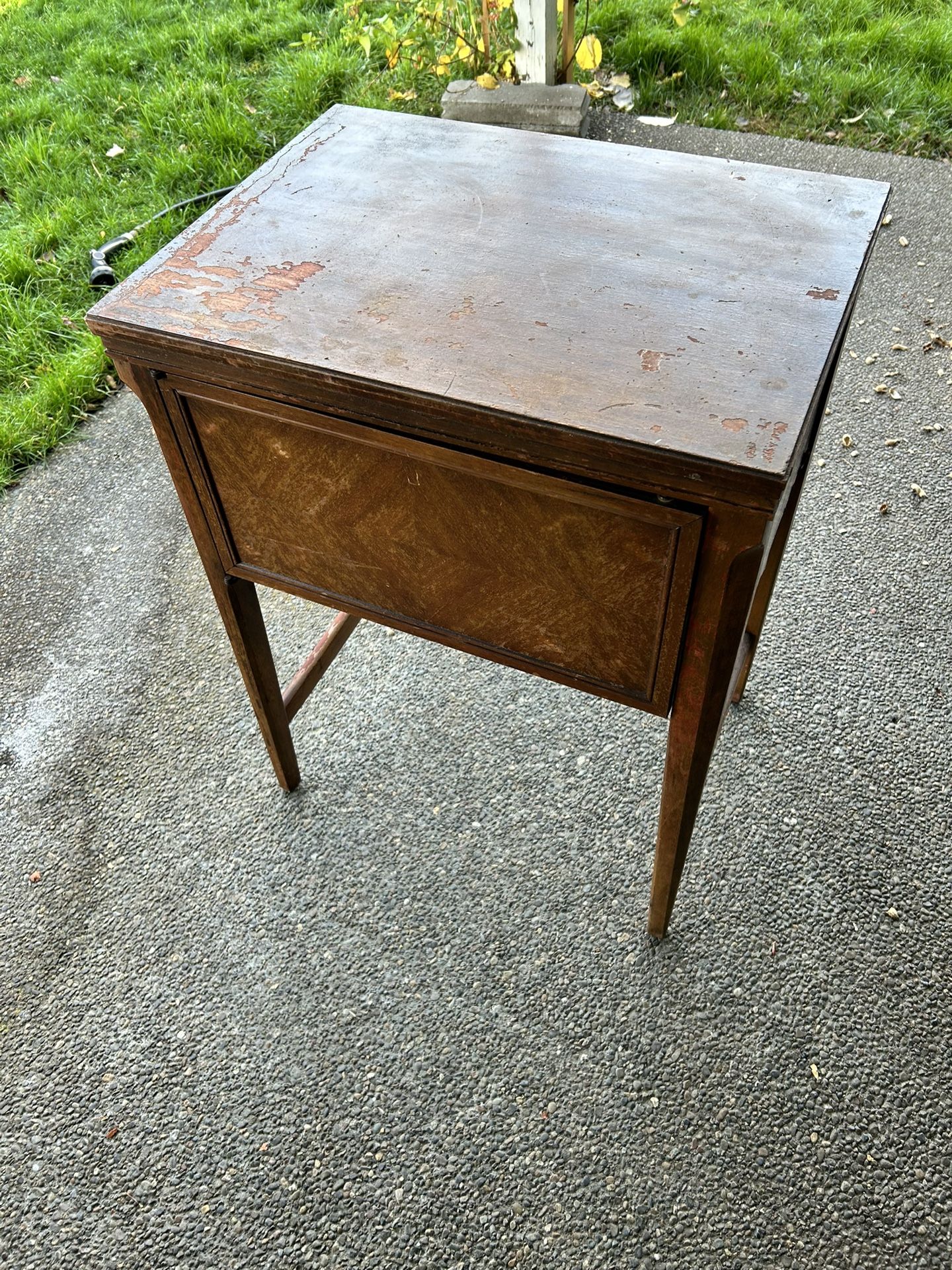Vintage Sewing Machine