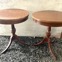 2 Vintage Antique 1960s Mersman 3 Legged Round Table
