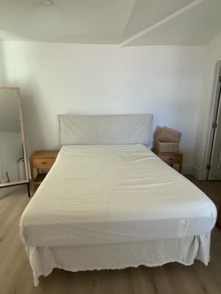 Tempurpedic Mattress