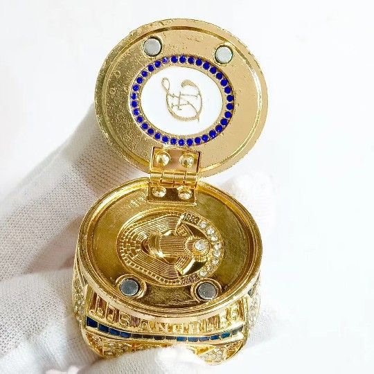 Dodgers Kershaw Ring & Ring Stand