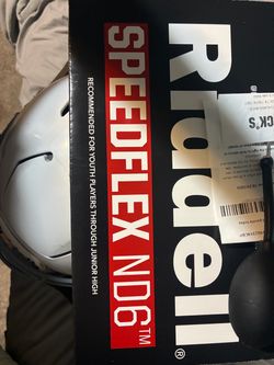 Riddell SpeedFlex ND6 Youth Football Helmet