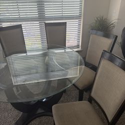 $200 Dining Set