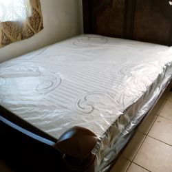 NEW QUEEN MATTRESS. Bed frame is not available. Take it home the same day 👍