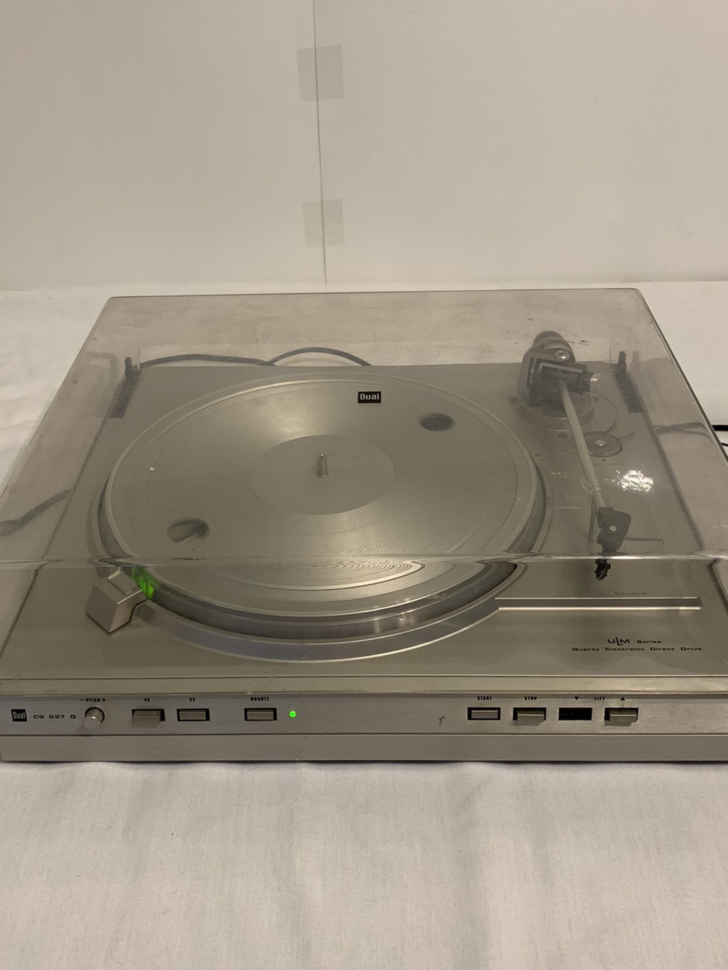 Dual CS 627 Q Turntable