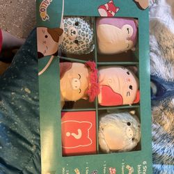 Squish Marshmallows