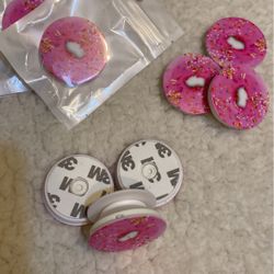 Pop sockets 
