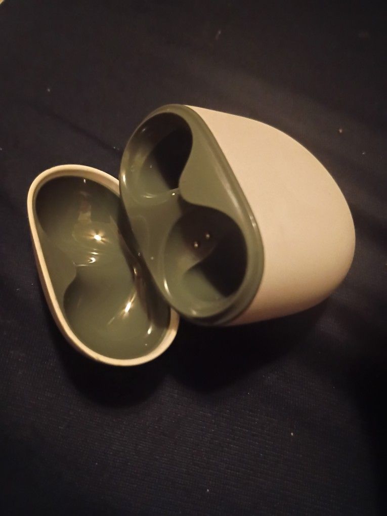 Google Pixel Buds A Series Charging Case