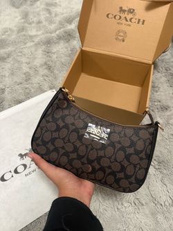 Coach Signature Shoulder Bag with Box