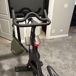 Rarely used peleton -glenview 