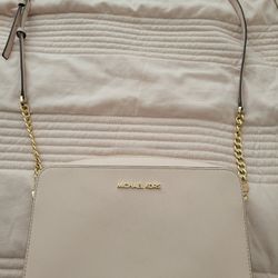 Michael Kors soft pink purse
