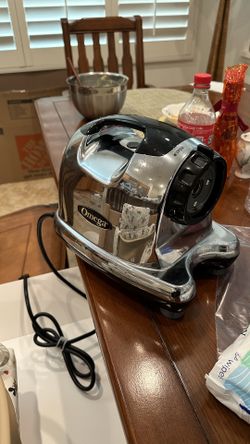 Omega juicer