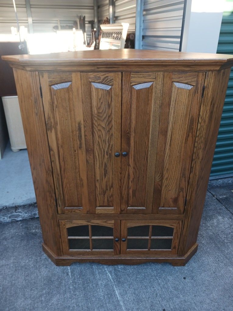 Solid Oak Corner Entertainment Center