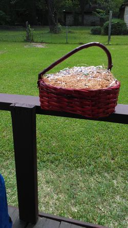 RED HEART SHAPED WICKER BASKET.