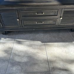 Coffee Table With Two End Tables