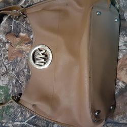 Micheal Kors Purse