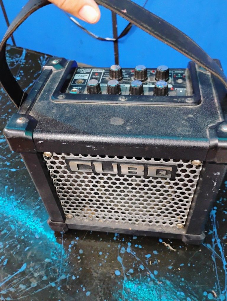 Roland Micro Cube GX Guitar Amplifier