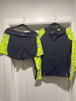 Brooks Women’s Running Set – Navy & Neon Yellow Pullover + Shorts