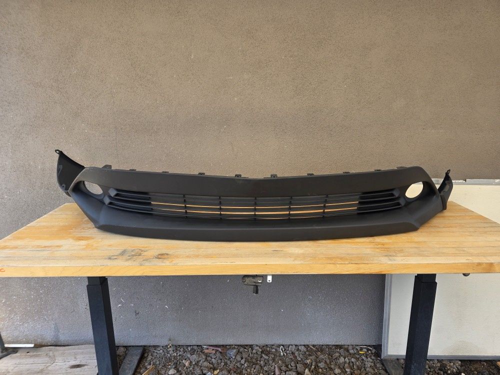 2018-2019 Toyota C-HR XLE-LE ATM FRONT BUMPER