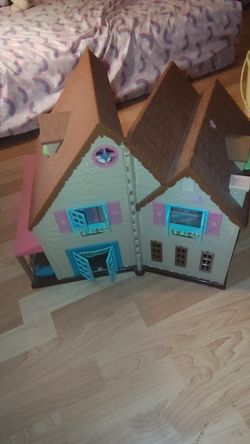 Lil Woodzees Cottage