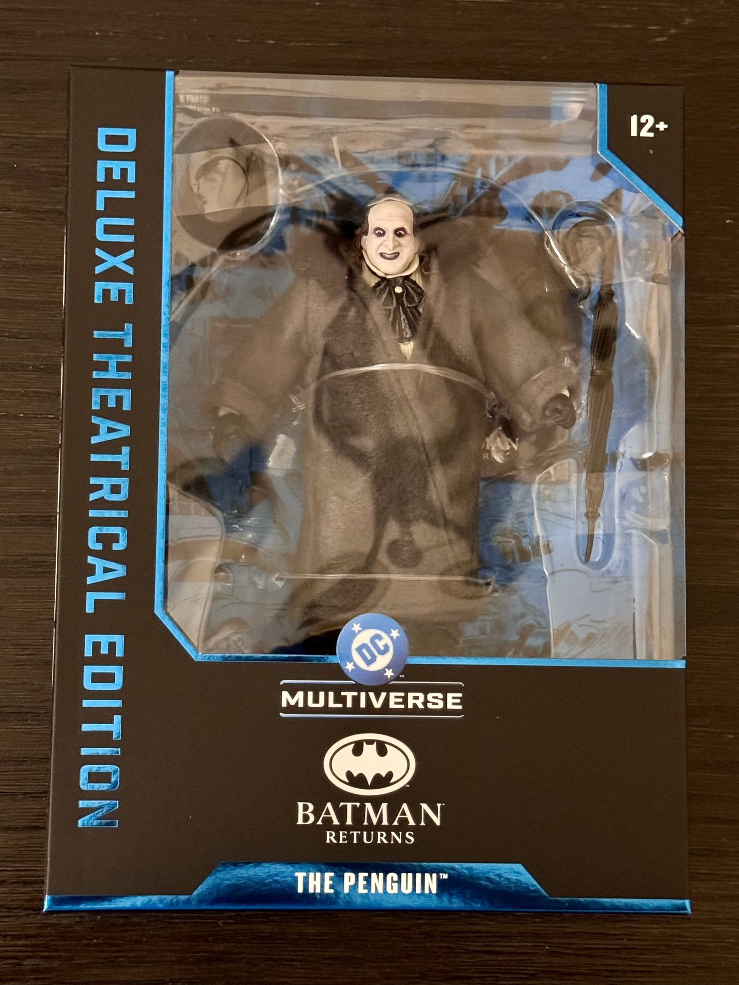 Batman Returns DC Multiverse The Penguin (Deluxe Theatrical Edition) Action Figure