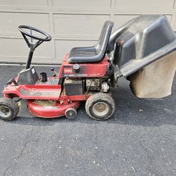 Toro Riding Lawnmower Lawn bagger