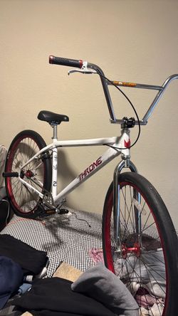 Throne The Goon 29" BMX Bike