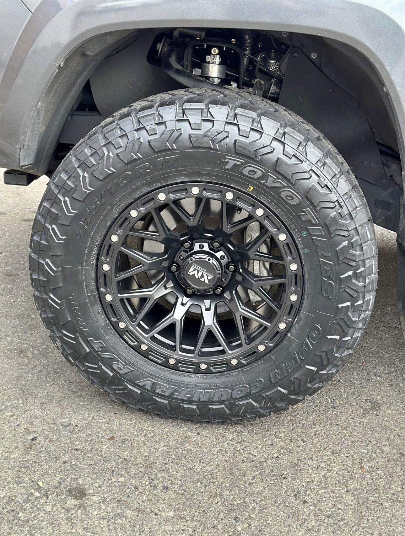 XM704 Matte Black 17x9 6x139.7 +0 Rims 275/70R17 Toyo R/T Trail Tacoma 4Runner GX460 GX470 Silverado