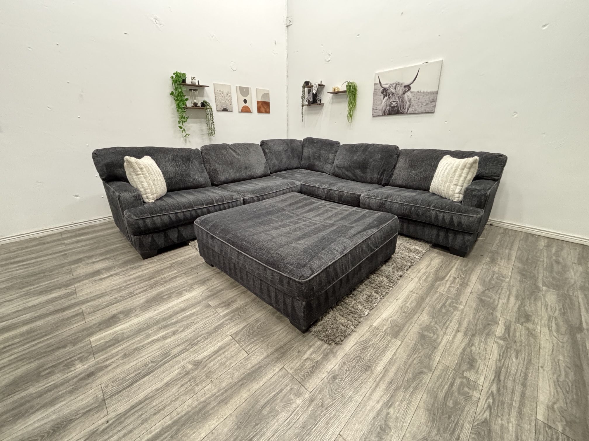 Ashley Rawcliffe Sectional Couch - Free Delivery