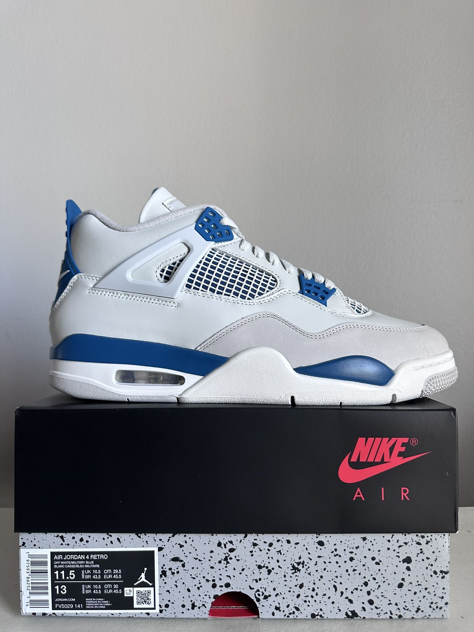Jordan 4 Military Blue - 11 & 11.5 M