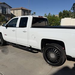 2017 Chevrolet Silverado 1500 Crew Cab