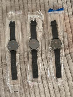 SET OF THREE UNISEX BRAND NEW ANALOG WRISTWATCHES WITH NEW BATTERIES INSTALLED