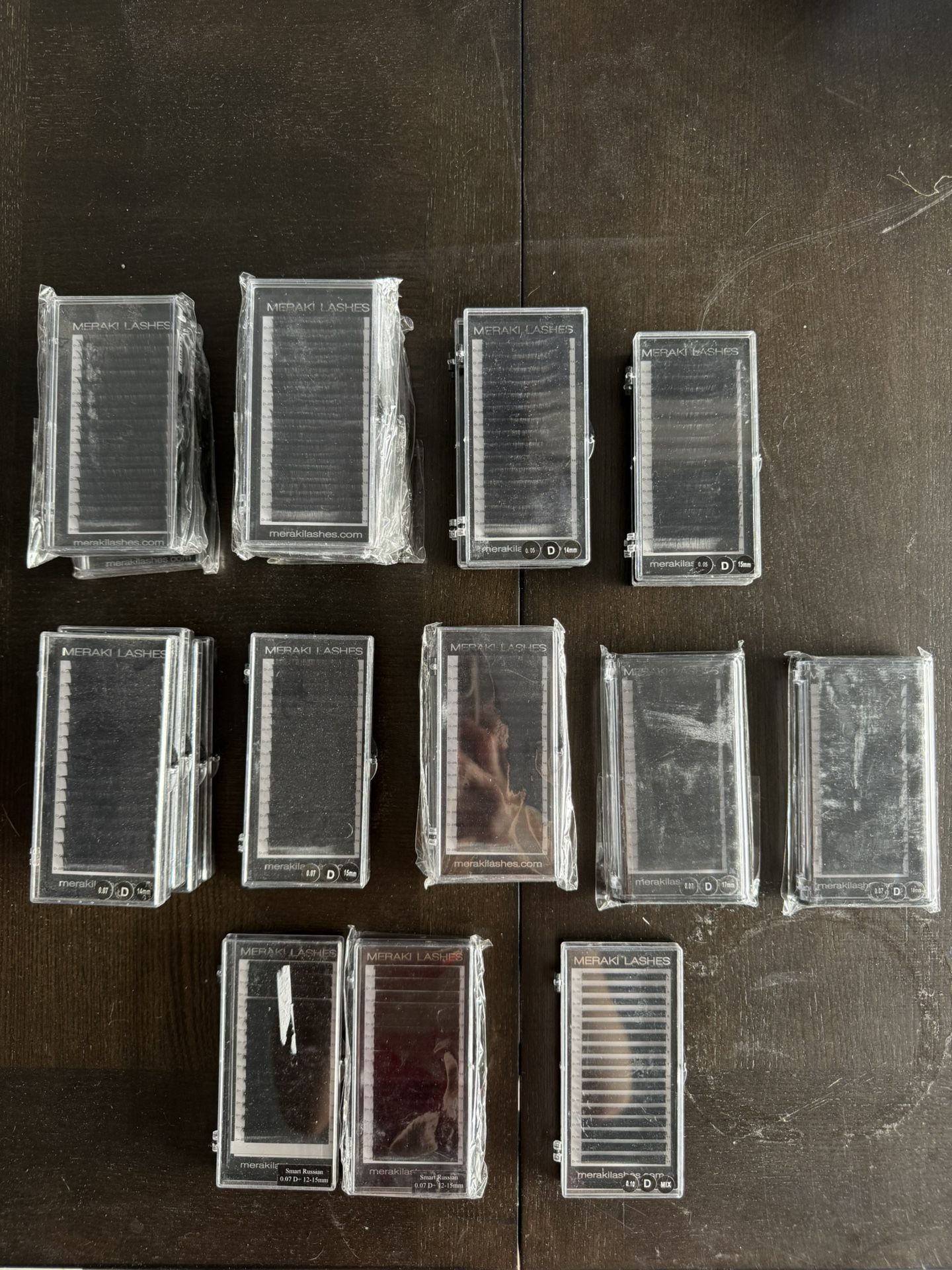MERAKI LASHES (25 TRAYS)