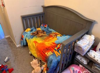 Convertible Crib/Toddler Bed