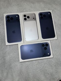 Apple iPhone 17 Pro Max Blue Unlocked With Receipt 