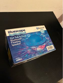 Pool speaker with disco ball
