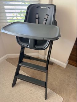 4moms Magnetic High Chair with Plate Set