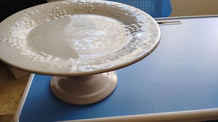 White Ceramic Pedestal Cake Stand Set