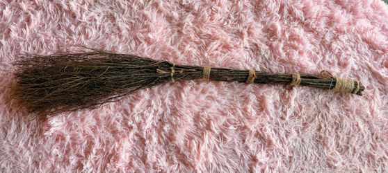 Witches decor broom
