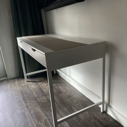 White Desk