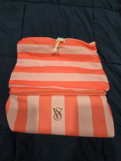 Victoria’s Secret 2-in-1 Beach Backpack & Cooler – Brand New with Tags