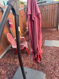 Cantilever Patio Umbrella