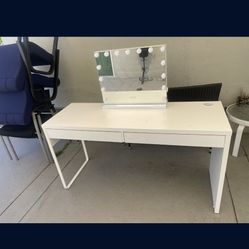 Vanity Desk