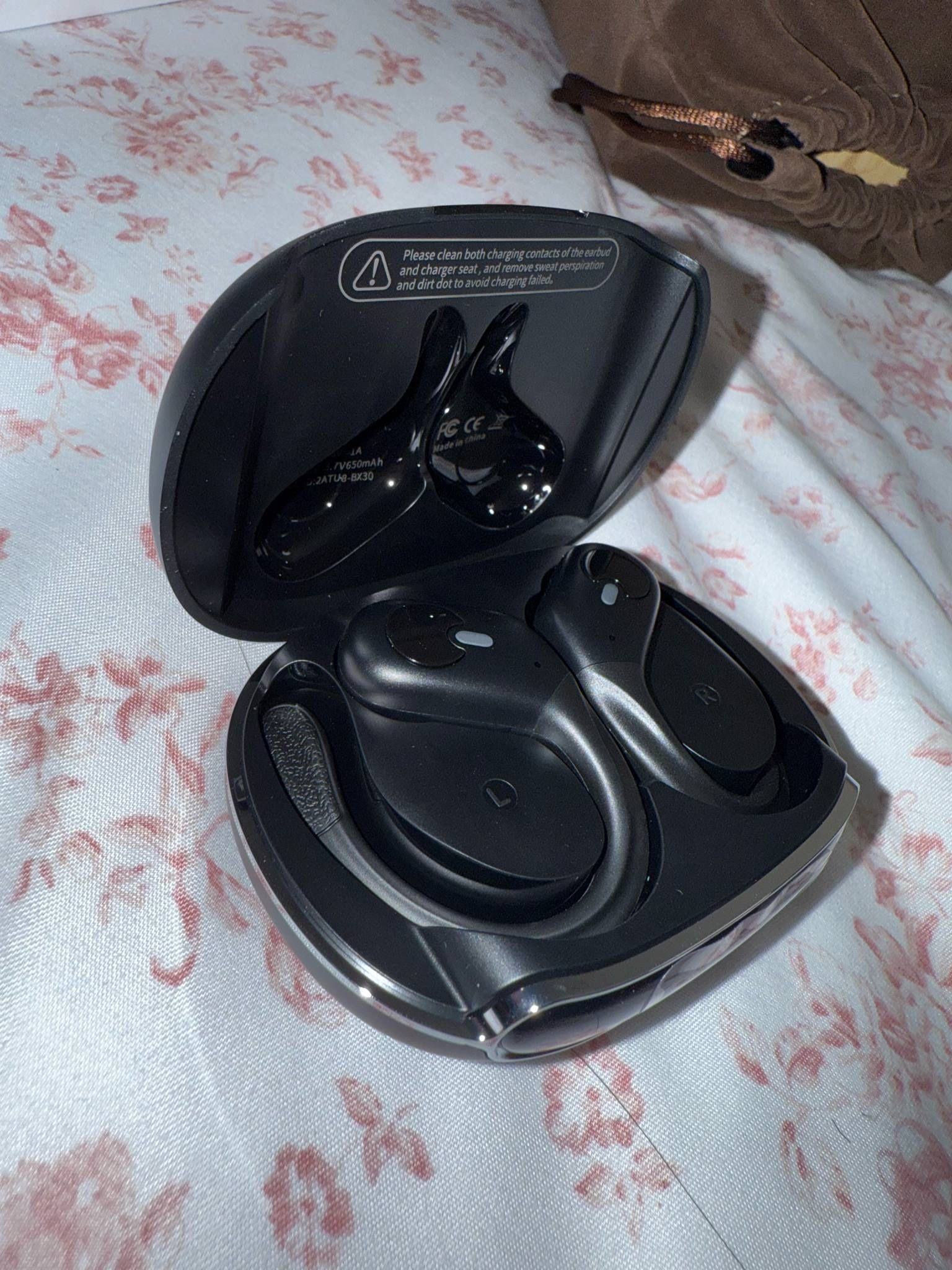 SAJAWASS WIRELESS HEADPHONES