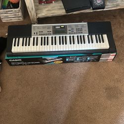 Casio Key lighting Keyboard