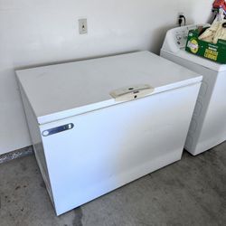 Large Kenmoore Deep Freezer