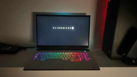 Alienware M17 R3 