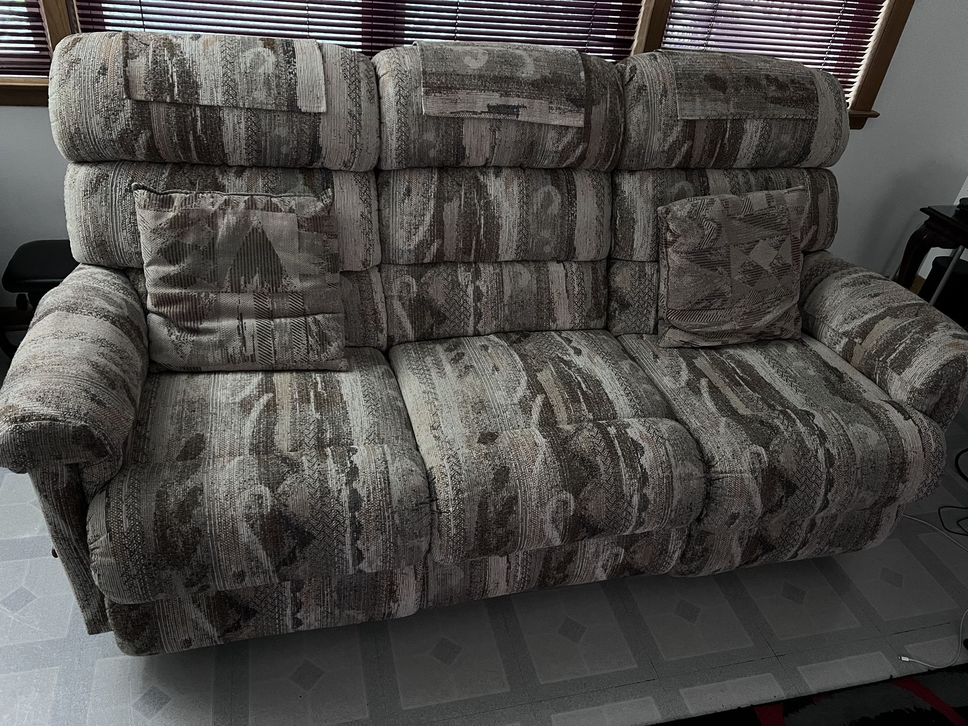 Three Seater Recliner
