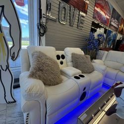 Reclining Loveseat 