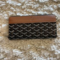 Wallet Excellent Condition 