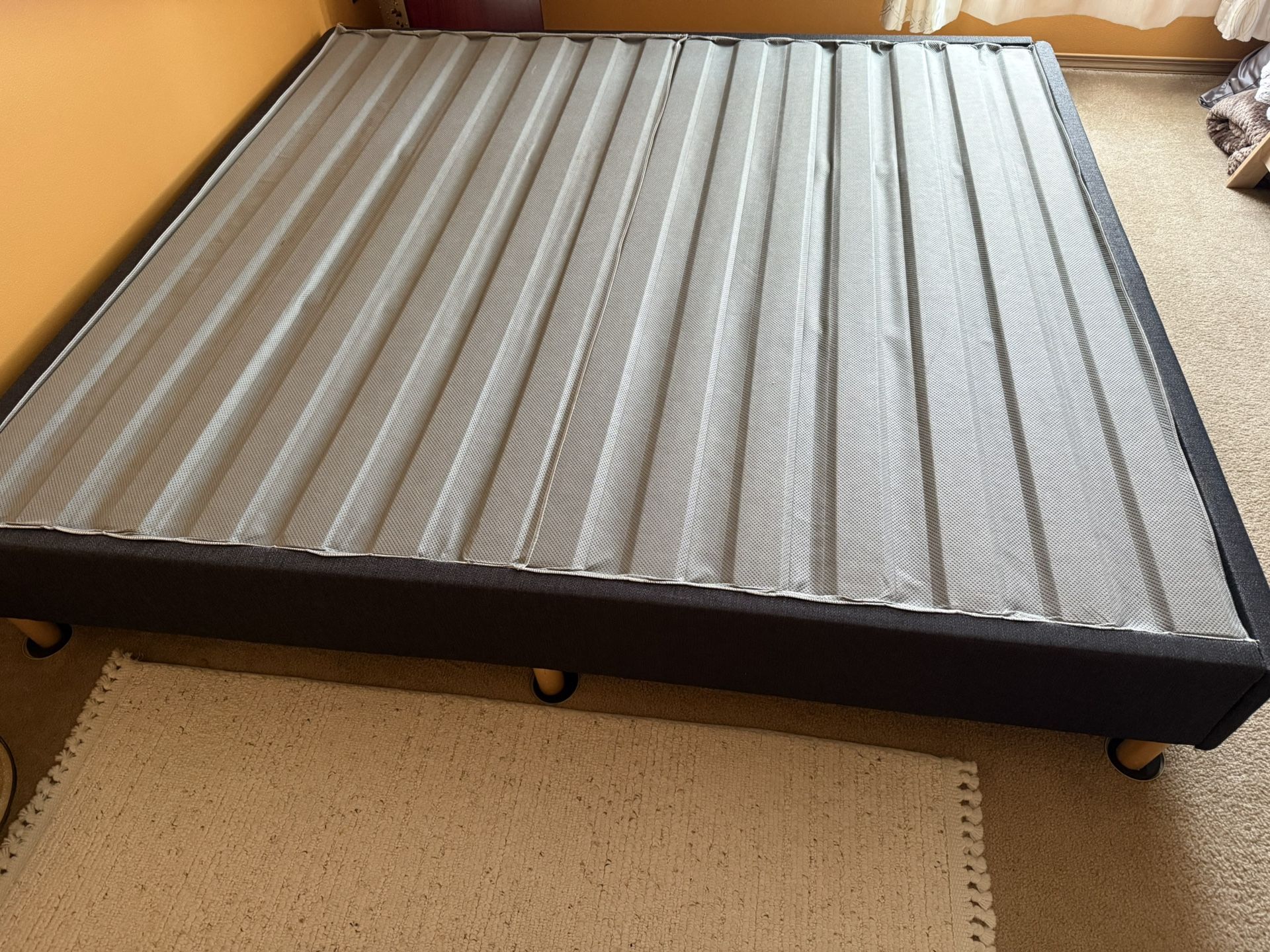 Bed frame King Size